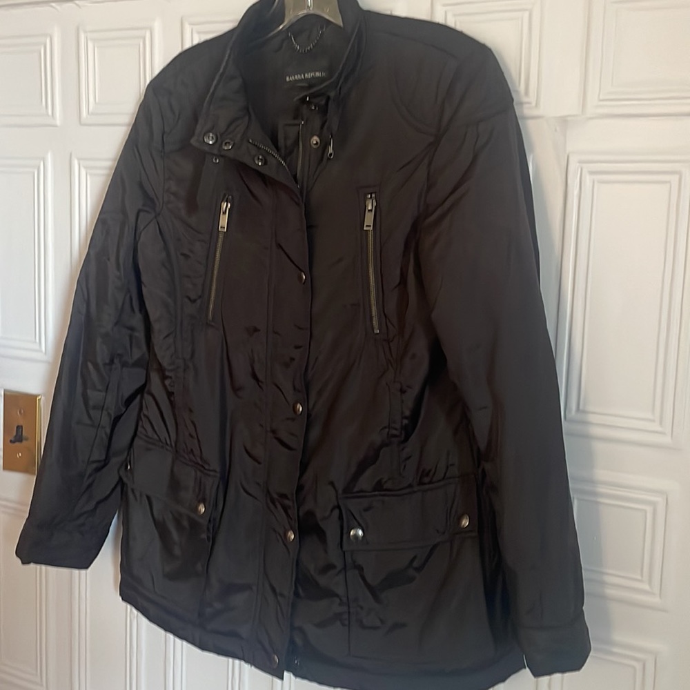 Banana republic Moto style jacket. Size medium, petite. Like new condition! - Picture 4 of 7
